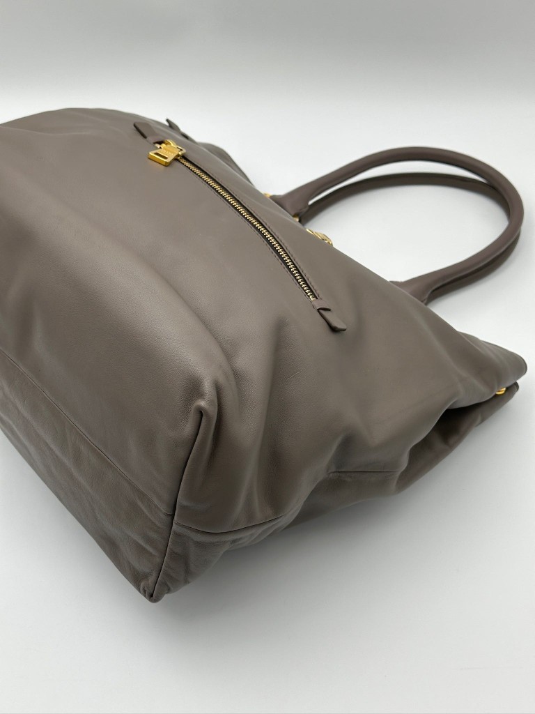 Prada Vitello torebka