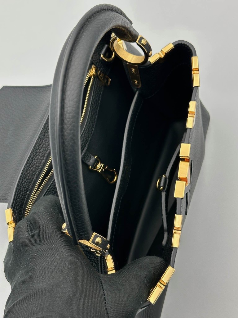 Louis Vuitton Capucines MM torebka
