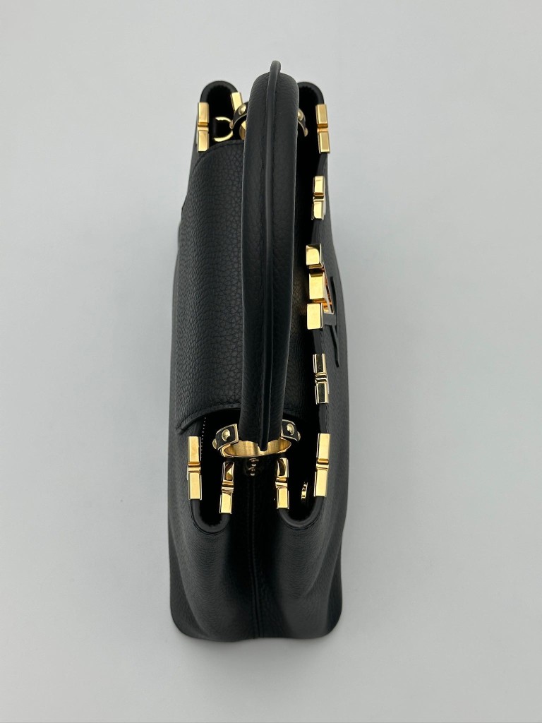 Louis Vuitton Capucines MM torebka