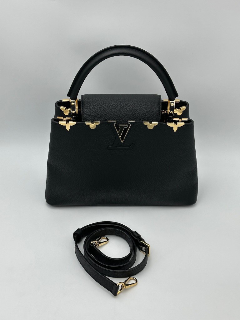 Louis Vuitton Capucines MM bag