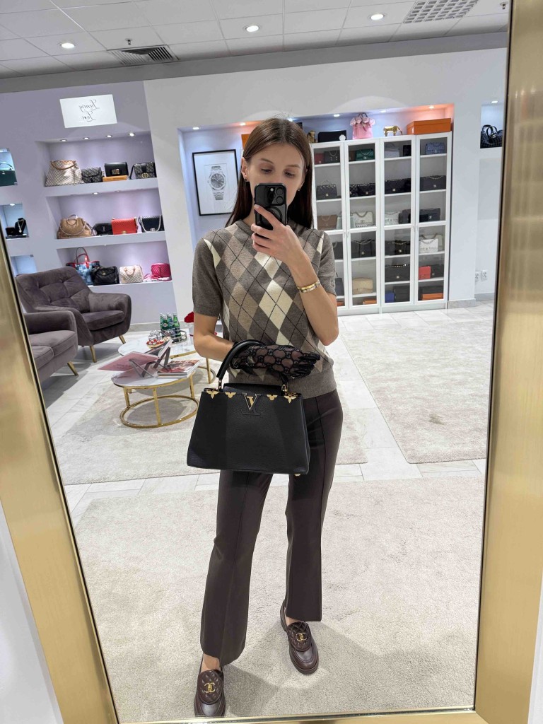 Louis Vuitton Capucines MM torebka