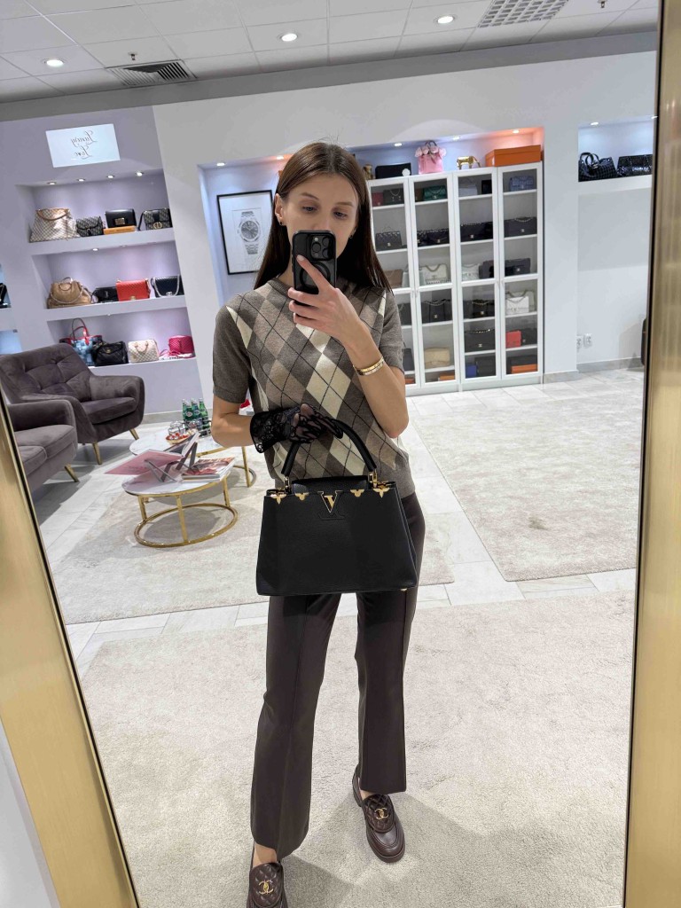 Louis Vuitton Capucines MM torebka