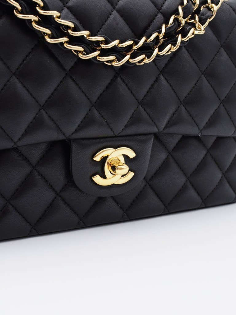 Chanel Classic Medium Double Flap torebka