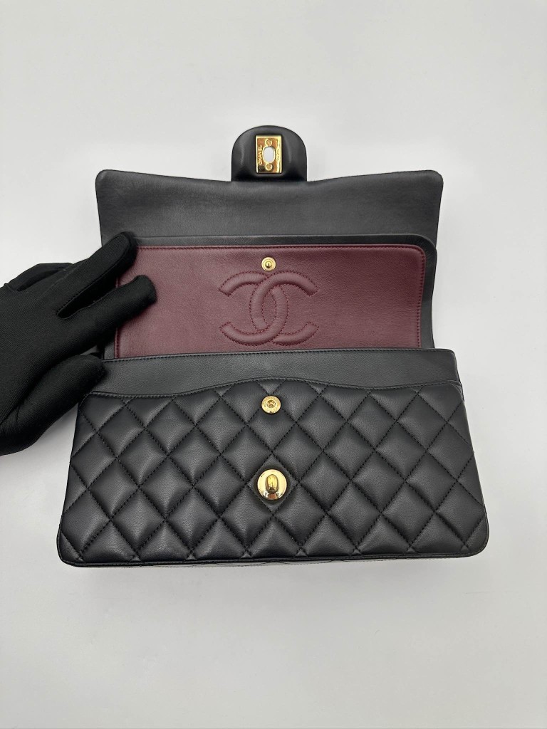 Chanel Classic Medium Double Flap torebka