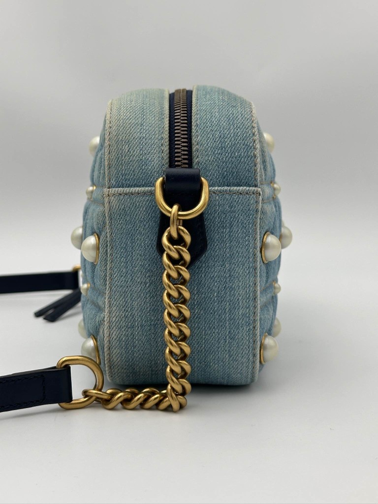 Gucci GG Marmont Camera Small Pearl Studded Denim torebka
