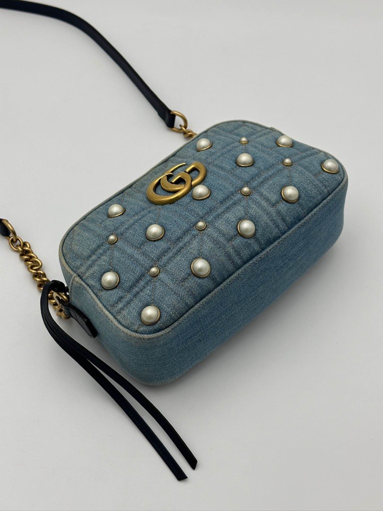 Gucci GG Marmont Camera Small Pearl Studded Denim torebka