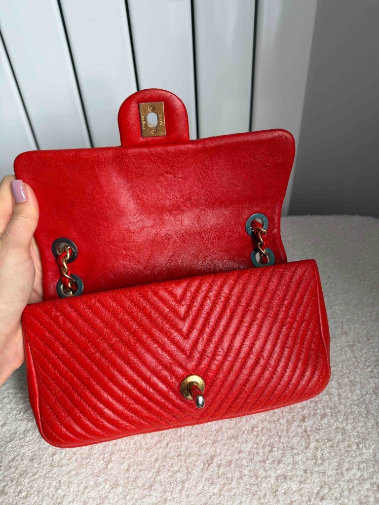 Chanel Chevron Small Surpique Flap bag