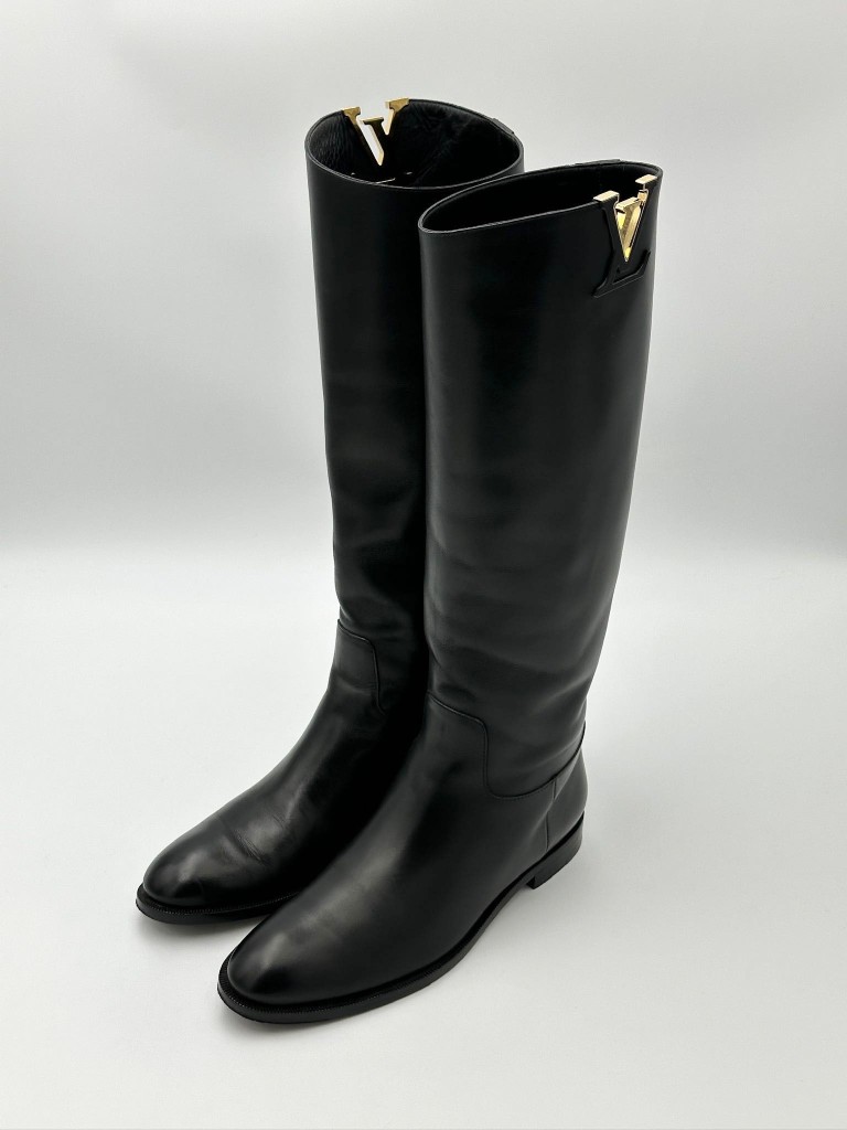 Chanel boots
