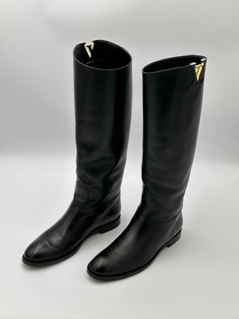 Chanel boots