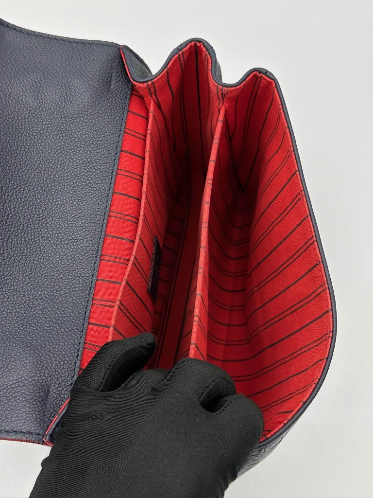 Louis Vuitton Pochette Metis bag