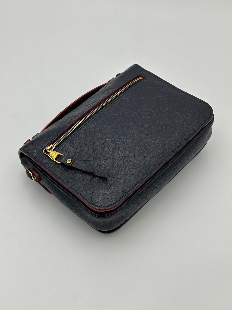 Louis Vuitton Pochette Metis torebka