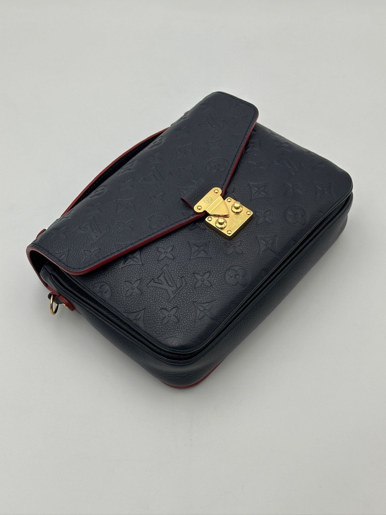 Louis Vuitton Pochette Metis torebka