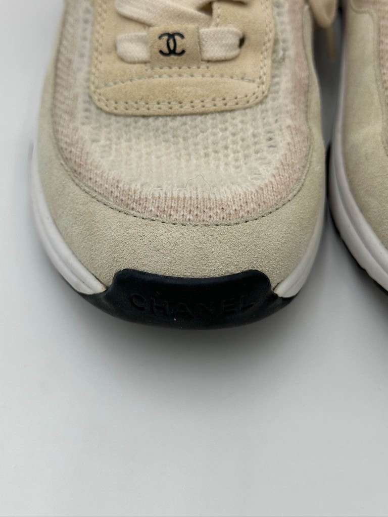 Chanel sneakersy