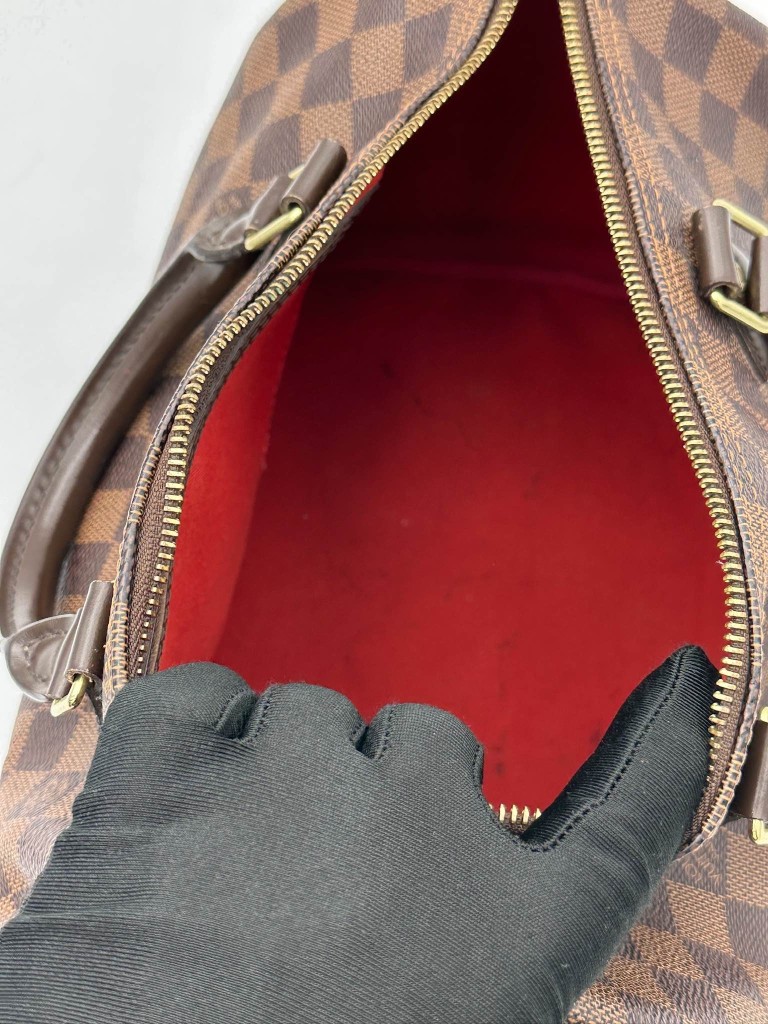Louis Vuitton Speedy 30 bag