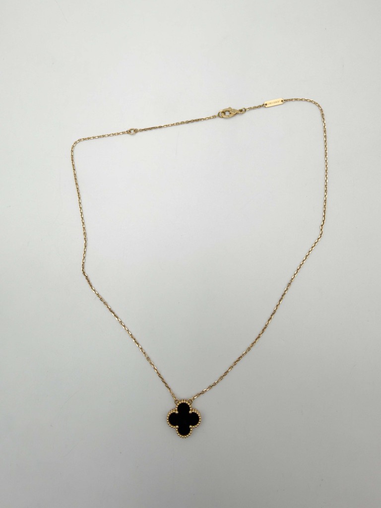 Van Cleef & Arpels naszyjnik Vintage Alhambra