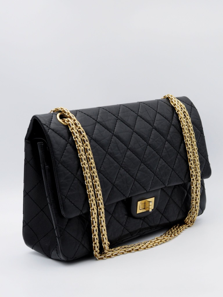Chanel 2.55 Reissue 226 bag