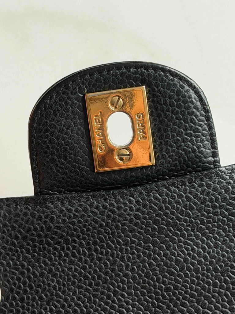 Chanel Classic Medium Double Flap 24k bag