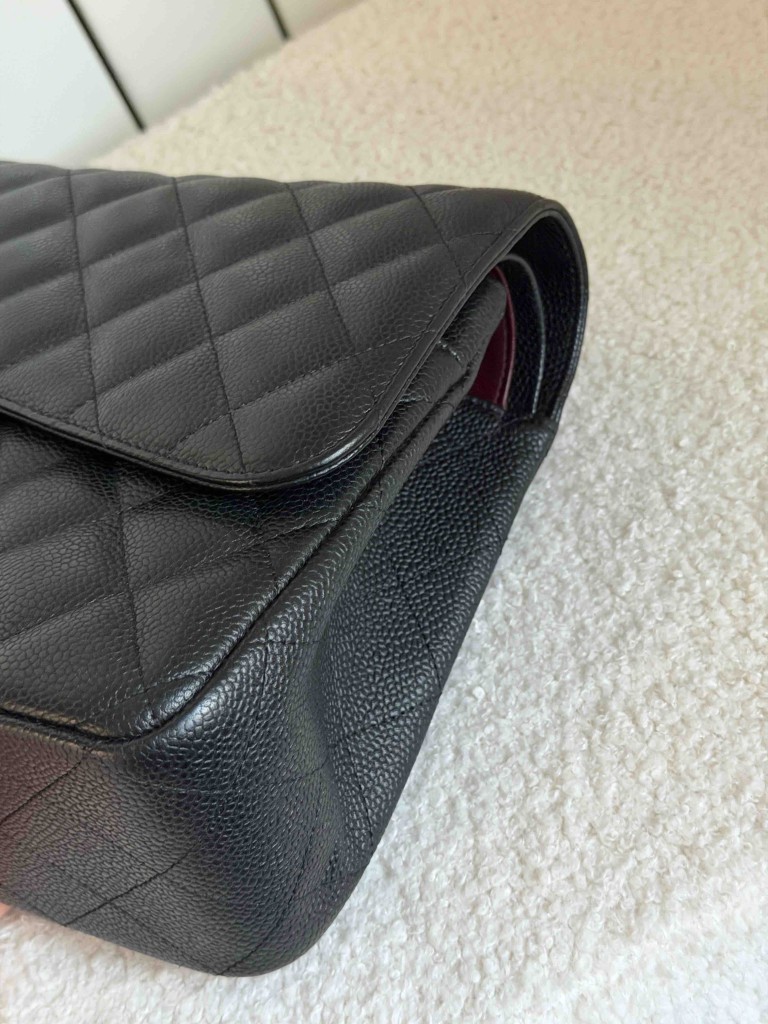 Chanel Classic Jumbo Double Flap torebka