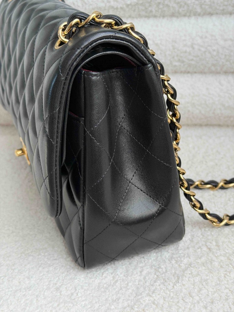 Chanel Classic Jumbo Double Flap torebka
