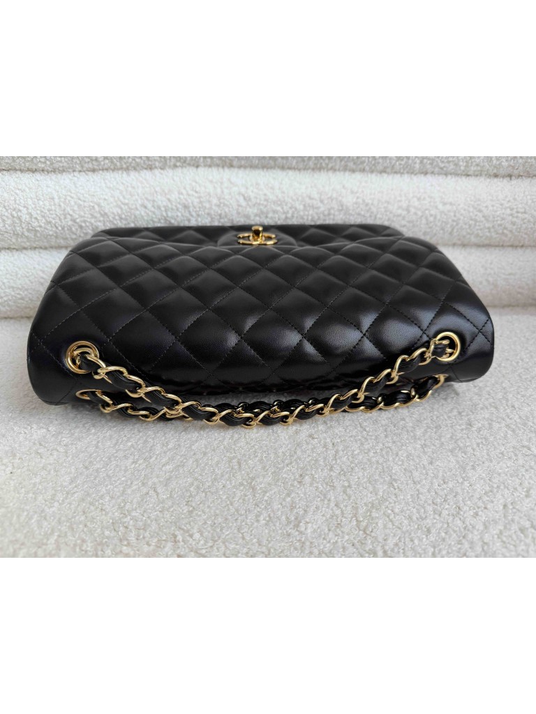 Chanel Classic Jumbo Double Flap torebka