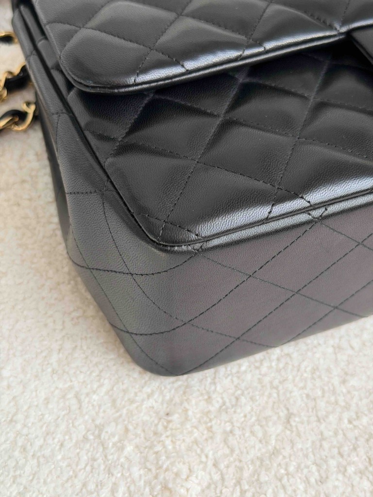 Chanel Classic Jumbo Double Flap torebka
