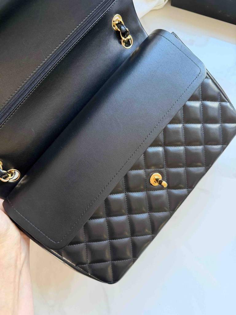 Chanel Classic Jumbo Double Flap torebka
