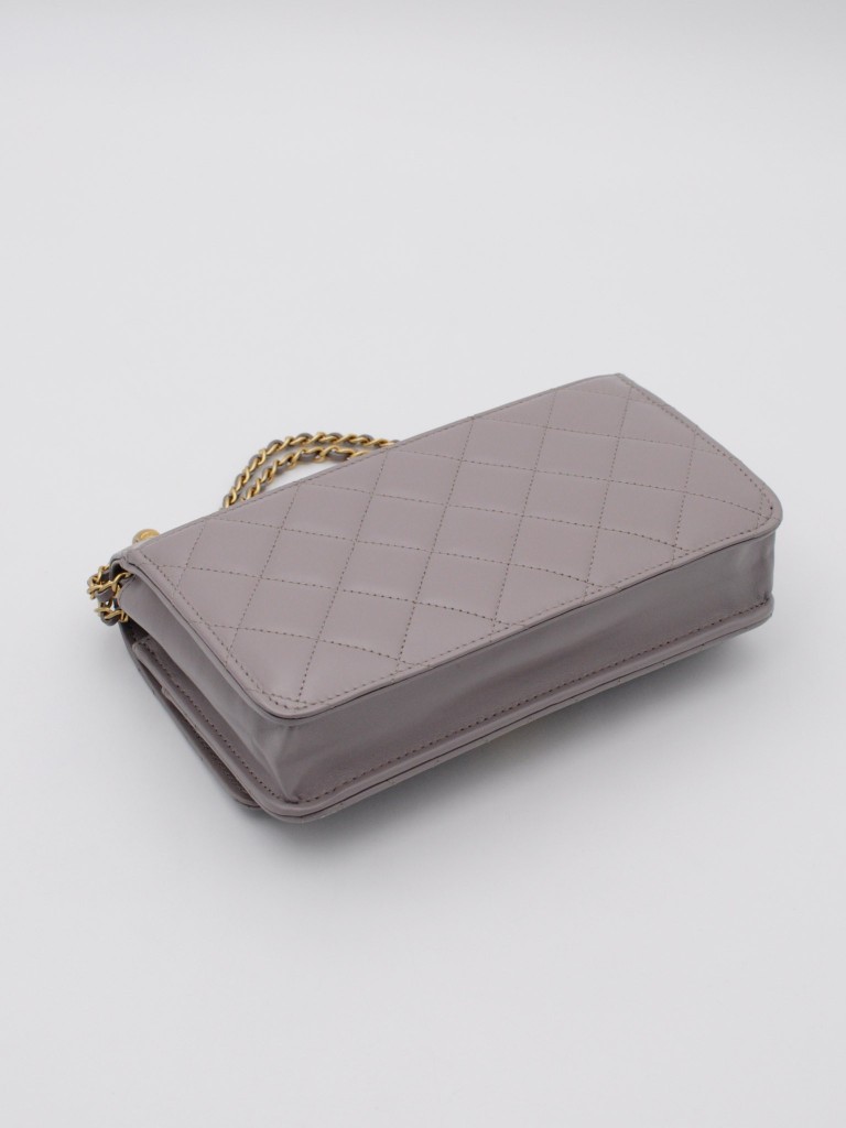 Chanel Wallet on Chain