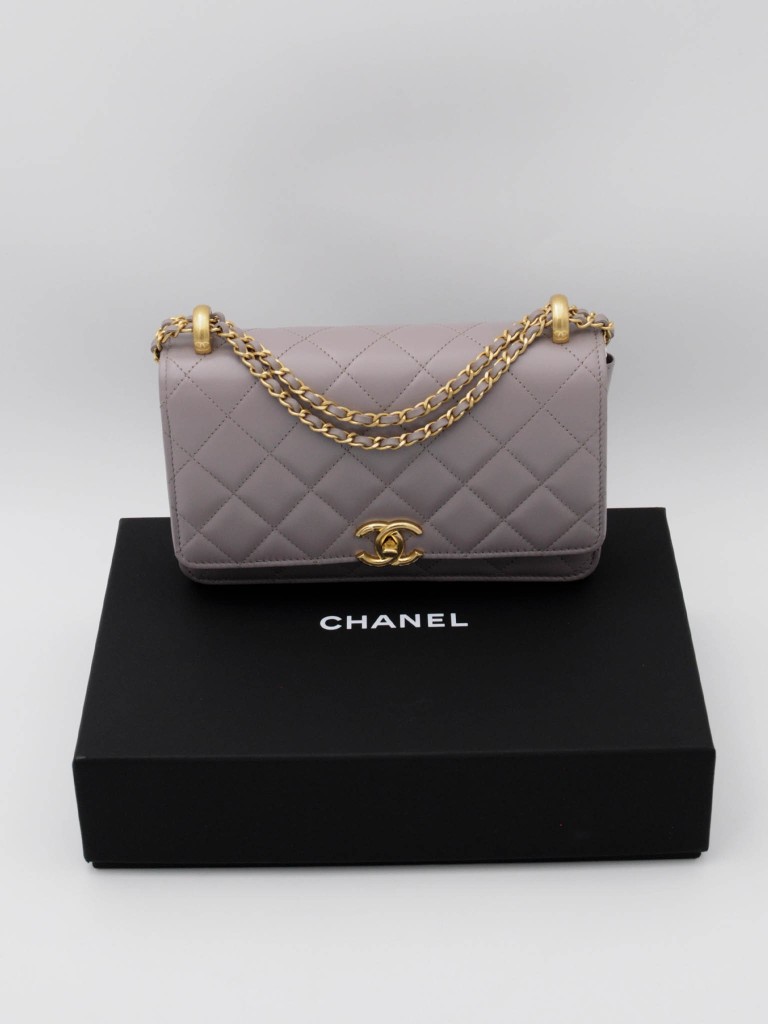 Chanel Wallet on Chain