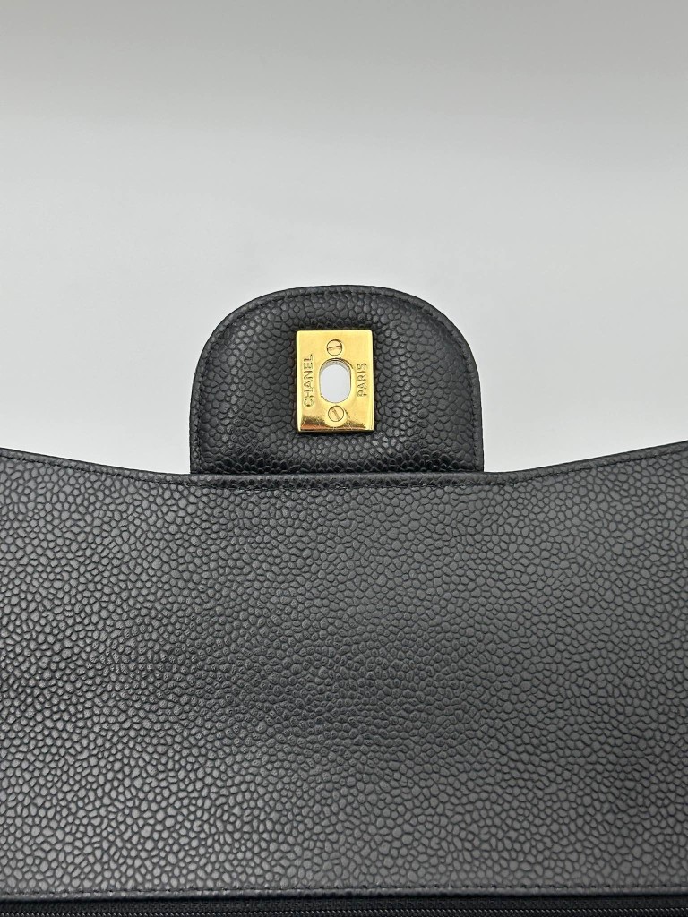 Chanel Classic Maxi Double Flap torebka