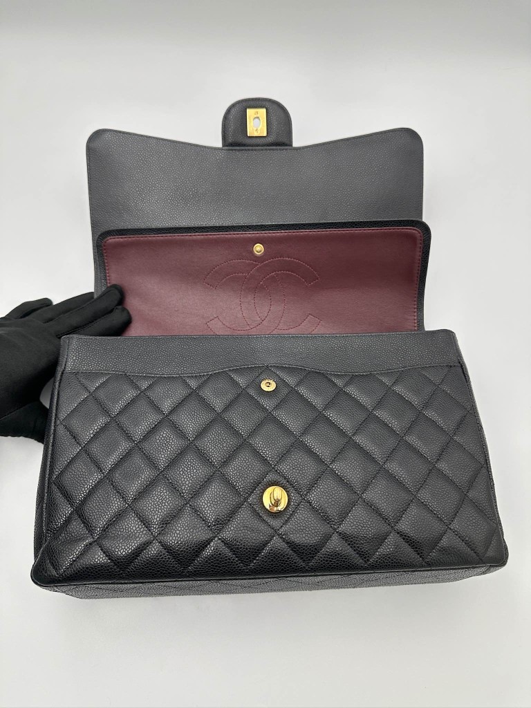 Chanel Classic Maxi Double Flap torebka