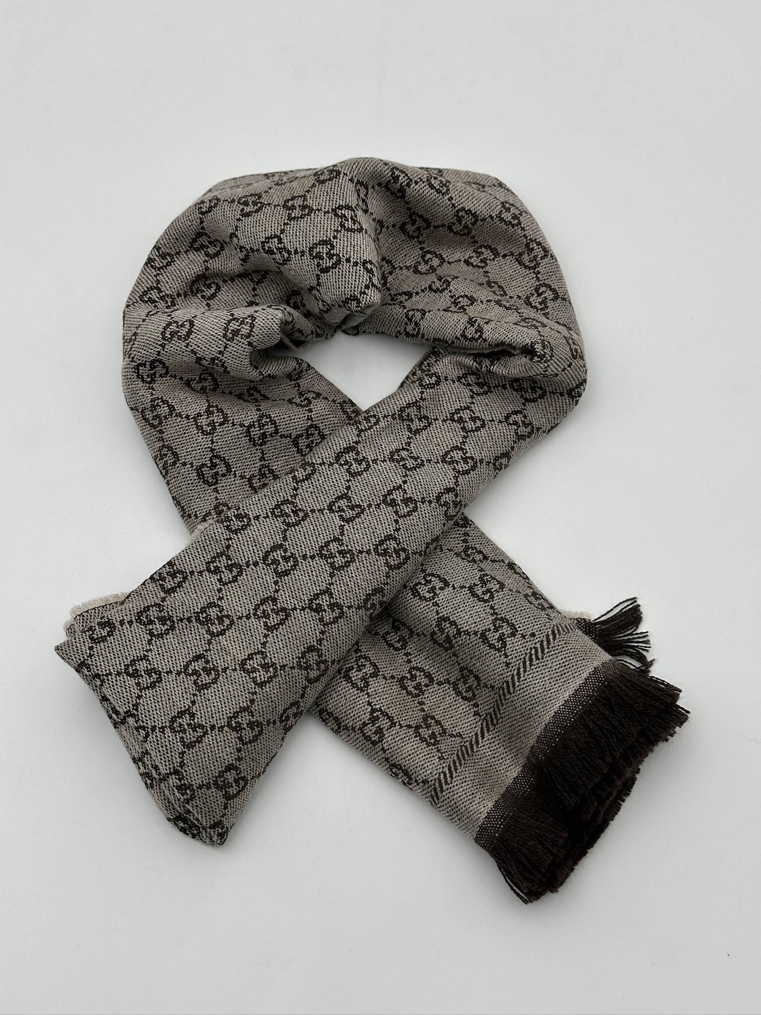 Gucci scarf