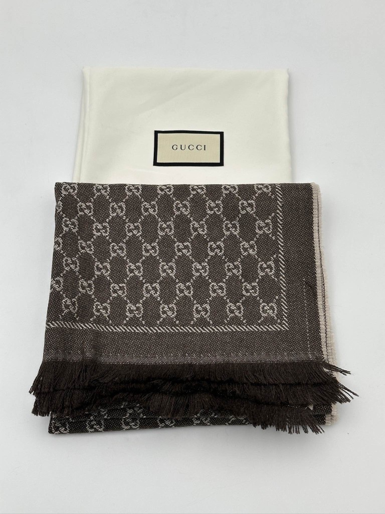 Gucci scarf