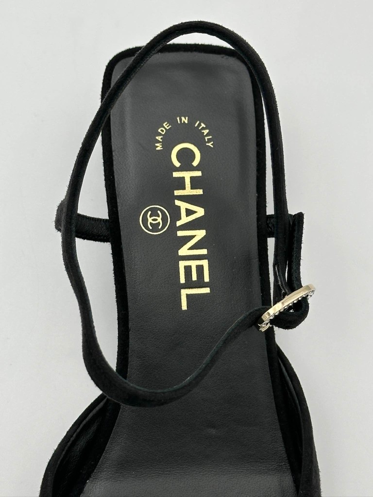 Chanel sandały