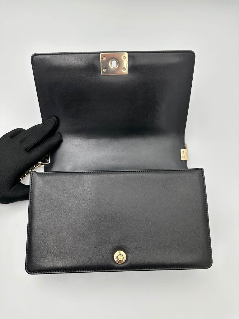 Chanel Boy New Medium torebka