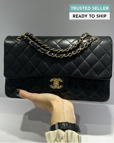 Chanel Classic Medium bag