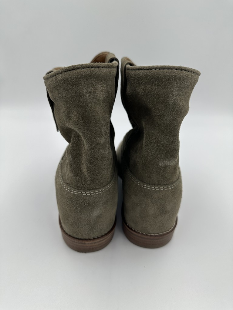 Crisi ankle boots