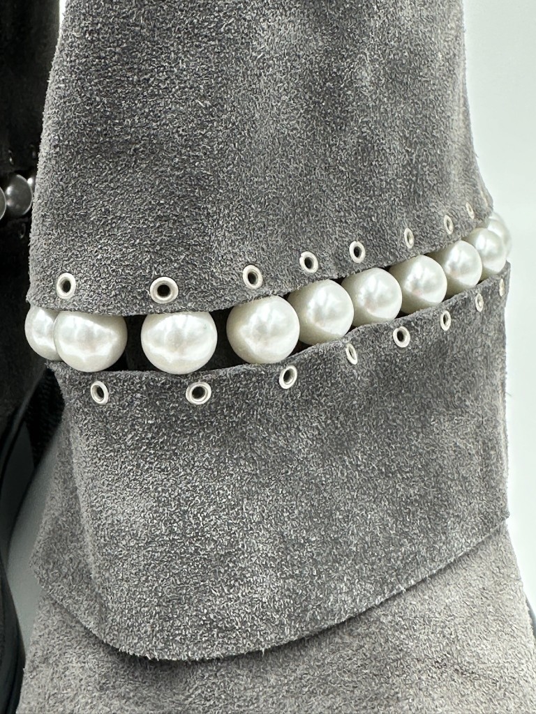 ankle boots