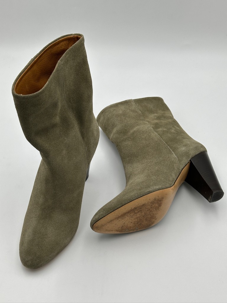 ankle boots