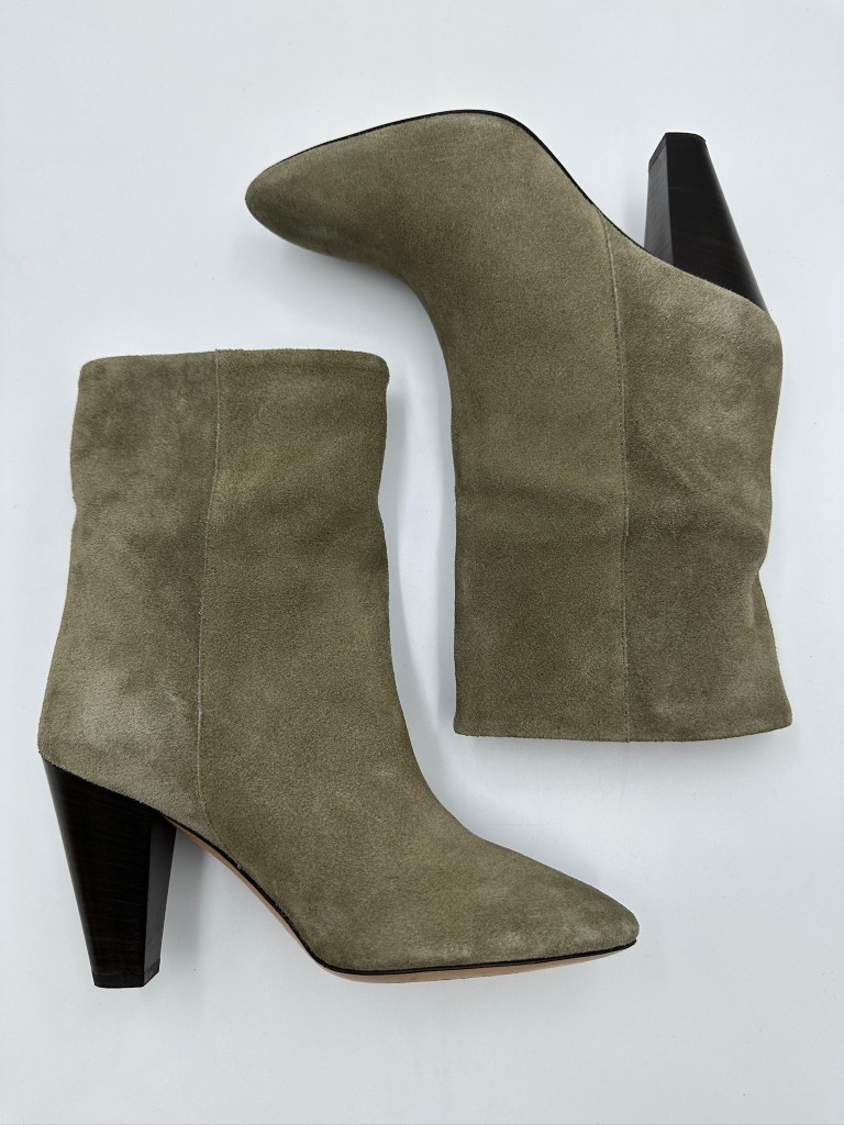 ankle boots