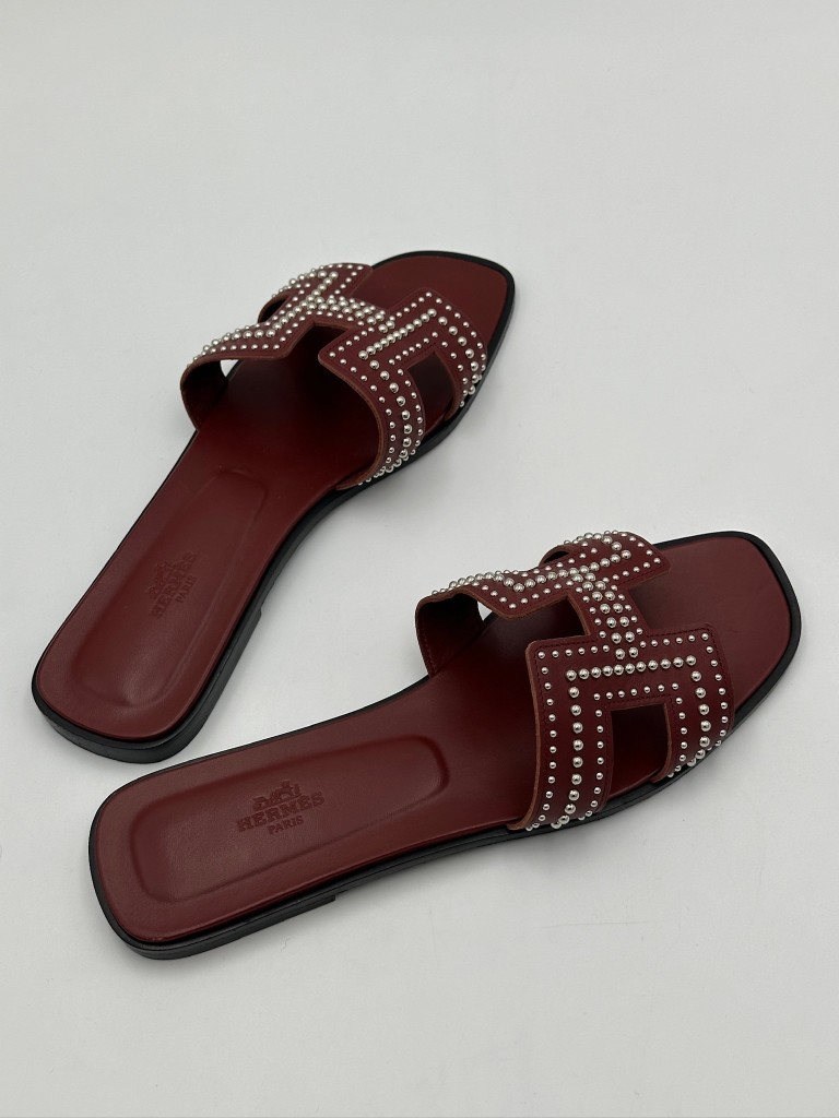 Oran sandals