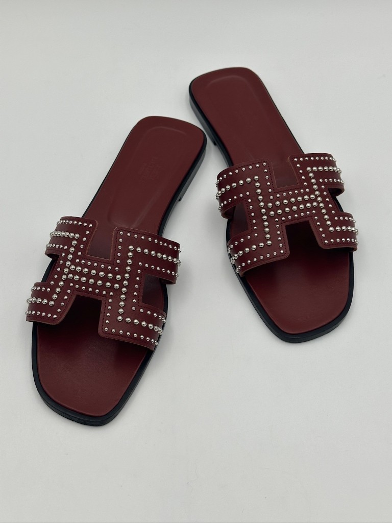 Oran sandals