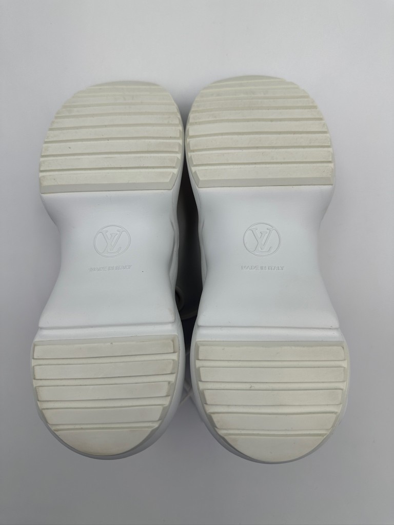 Archlight sneakers