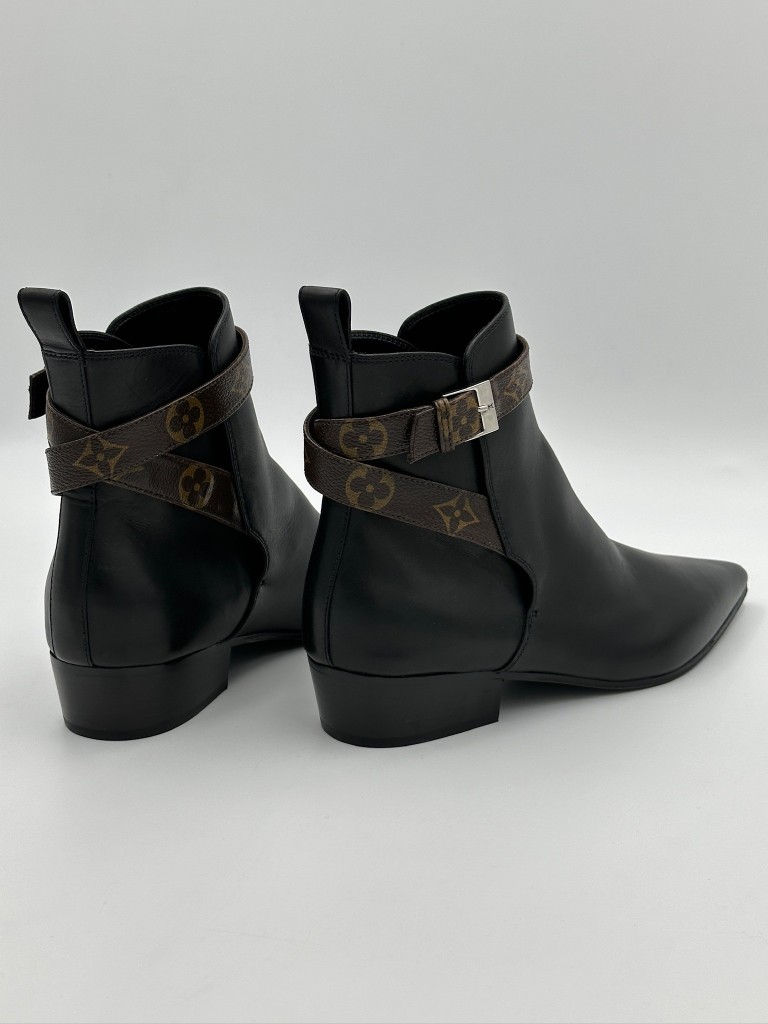 botki Charlotte Monogram