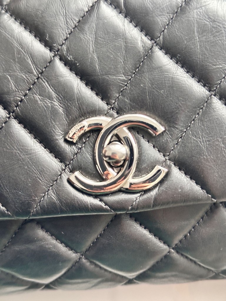 Lady Pearly Flap Medium torebka