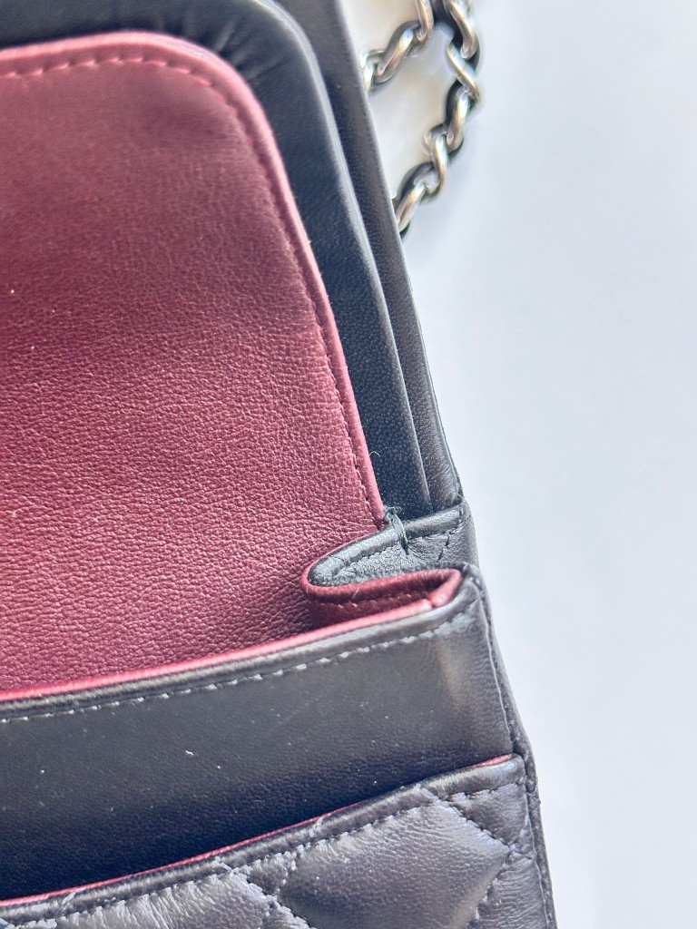 Classic Medium Double Flap bag