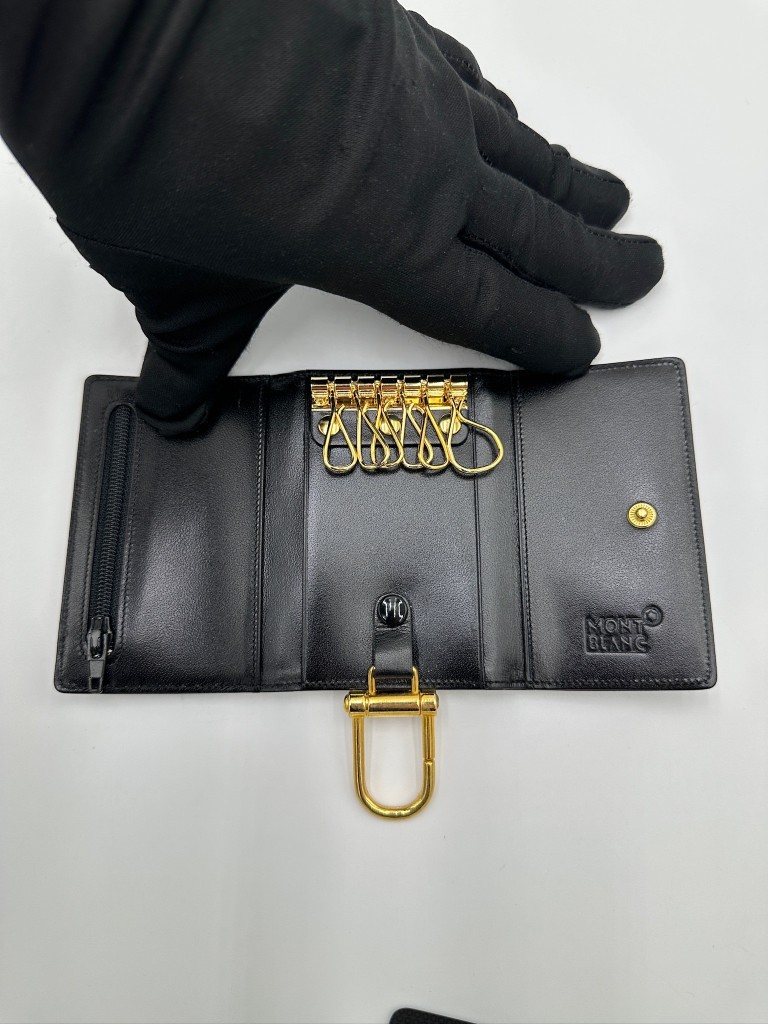 keyholder