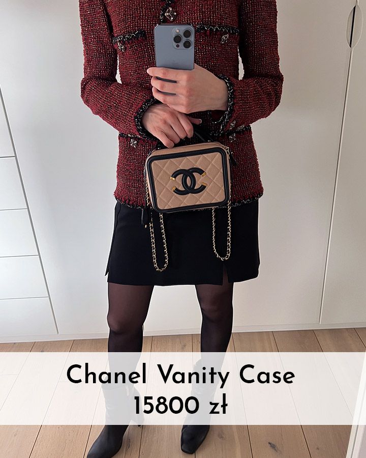 chanel vanity case small